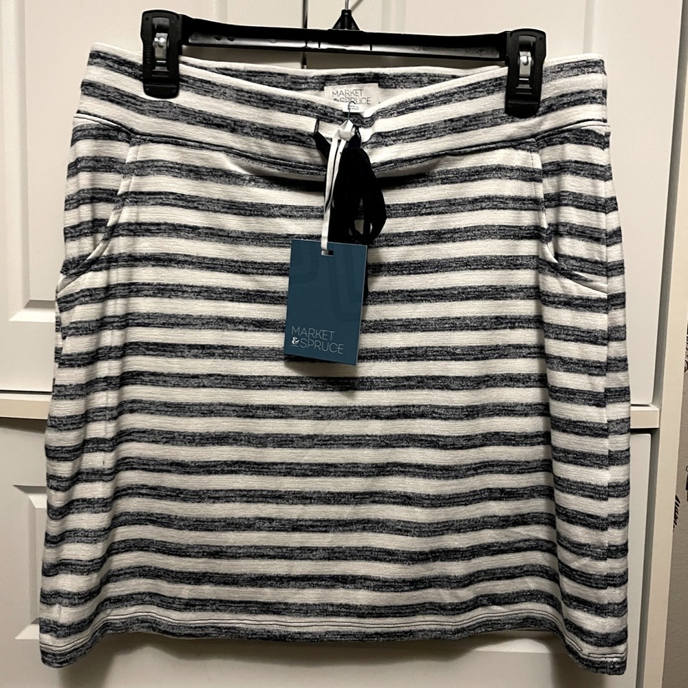 NWT Market & Spruce Causal Skirt